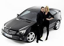 Eva Padberg und Andrew Bruton am Mercedes-Benz CLC.